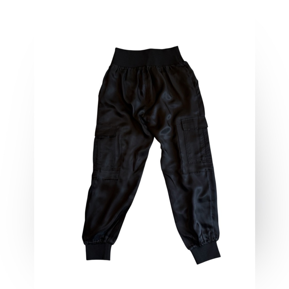 Cinq a Sept Giles black elastic waist silky smooth cargo jogger Pants size small - Picture 4 of 10